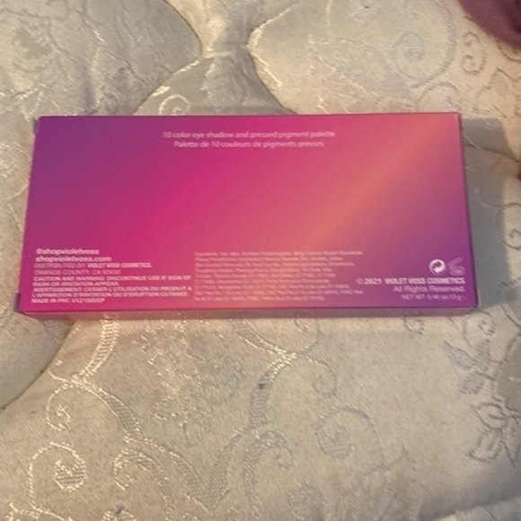 Violet Voss Violet Sunset Eyeshadow Pallete - Picture 2 of 3